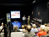 DSC1677  Pour clore la journée, la conférence d&#39;Aymon Baud à Hendaye &#34;La fin de l&#39;ère primaire, un grand chambardement&#34; introduite par Thierry Juteau