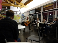 DSC1763  Soirée en musique avec Thierry Juteau à la guitare...