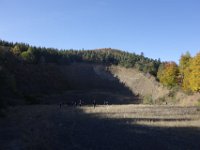 DSC7787  Arrêt 4 : carrière entamant le flanc sud-est du Mont Bar