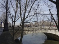 Le groupe sur le Pont Louis-Philippe