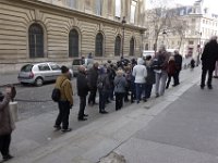 Ces marches sur le côté nord de l&#39;église indiquent qu&#39;elle fut construite sur un monceau, endroit où une accumulation d&#39;alluvions formait un petit reliefau-dessus de la plaine marécageuse.